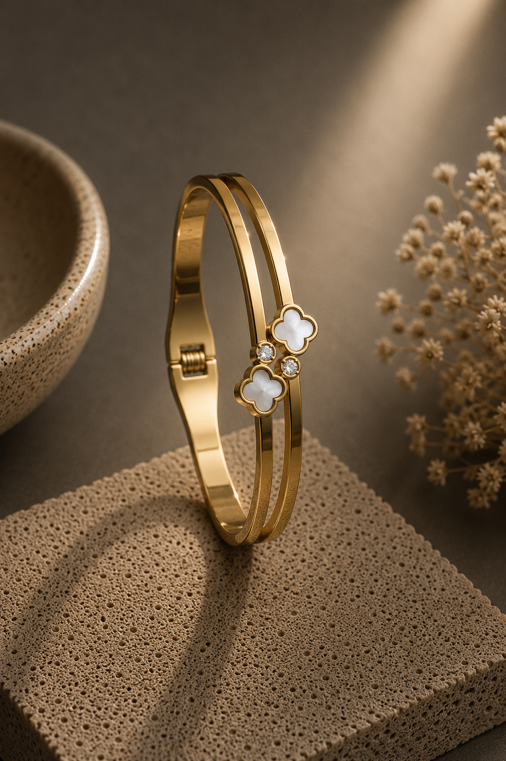 Ivory Clover Bracelet