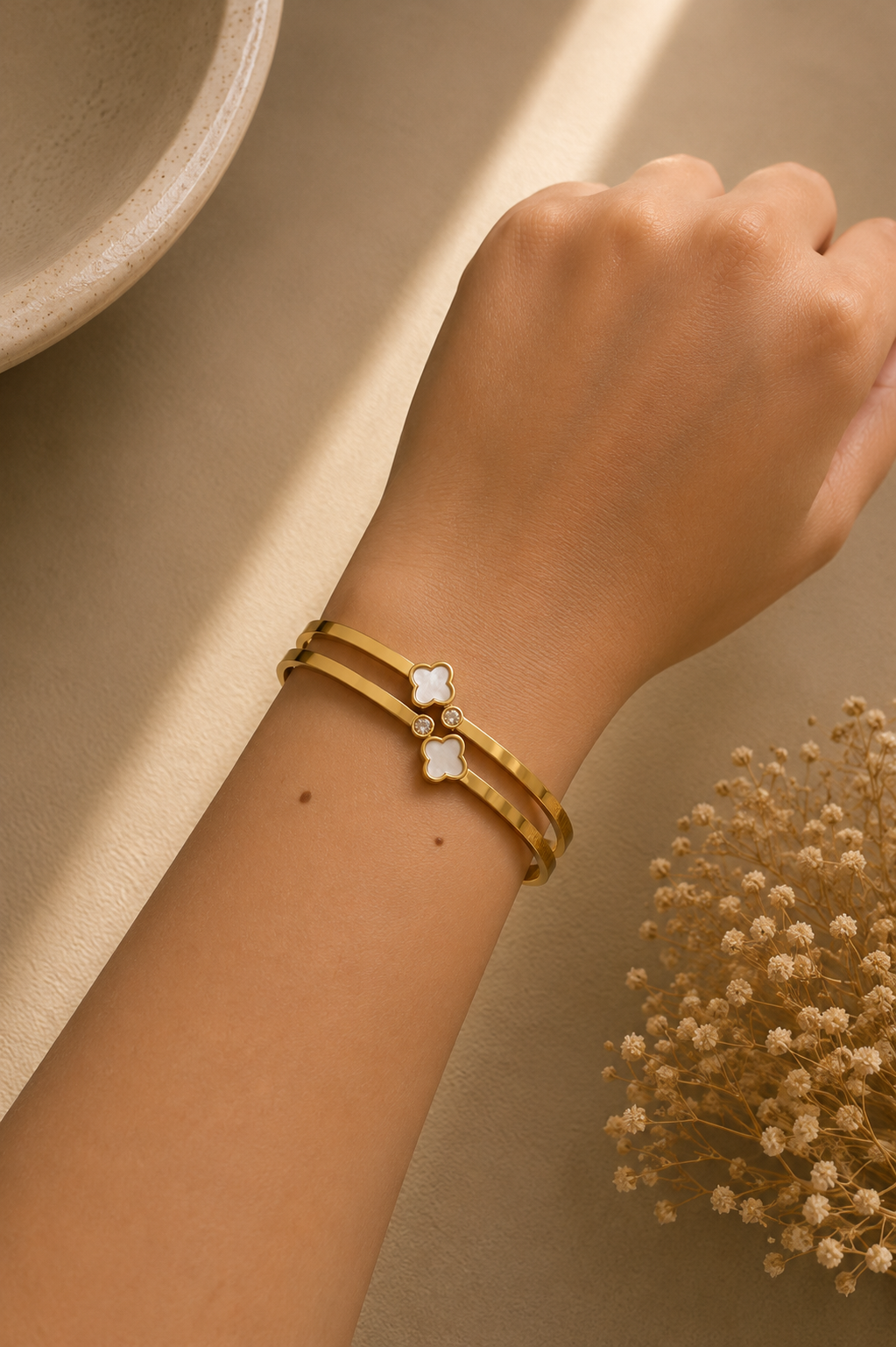 Ivory Clover Bracelet